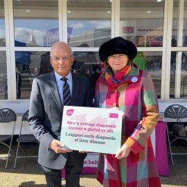L-R Altaf Hussain MS, Pamela Healy OBE (CEO of British Liver Trust)